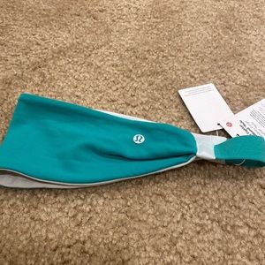 Lululemon headband Fringe Fighter